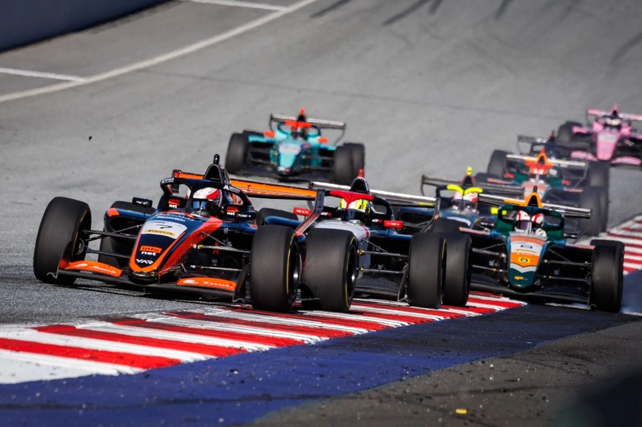 Andrea Dupé’s number 7 leading the pack.
